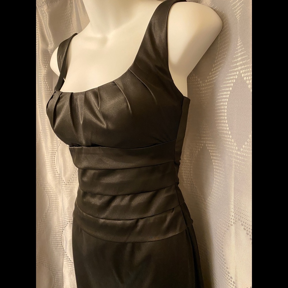 The Perfect LBD! (Little Black Dress) S - Picture 2 of 5